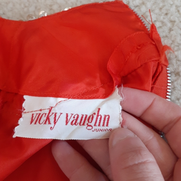 Vicky Vaughn 1960s bright orange tunic dress - Picture 8 of 10